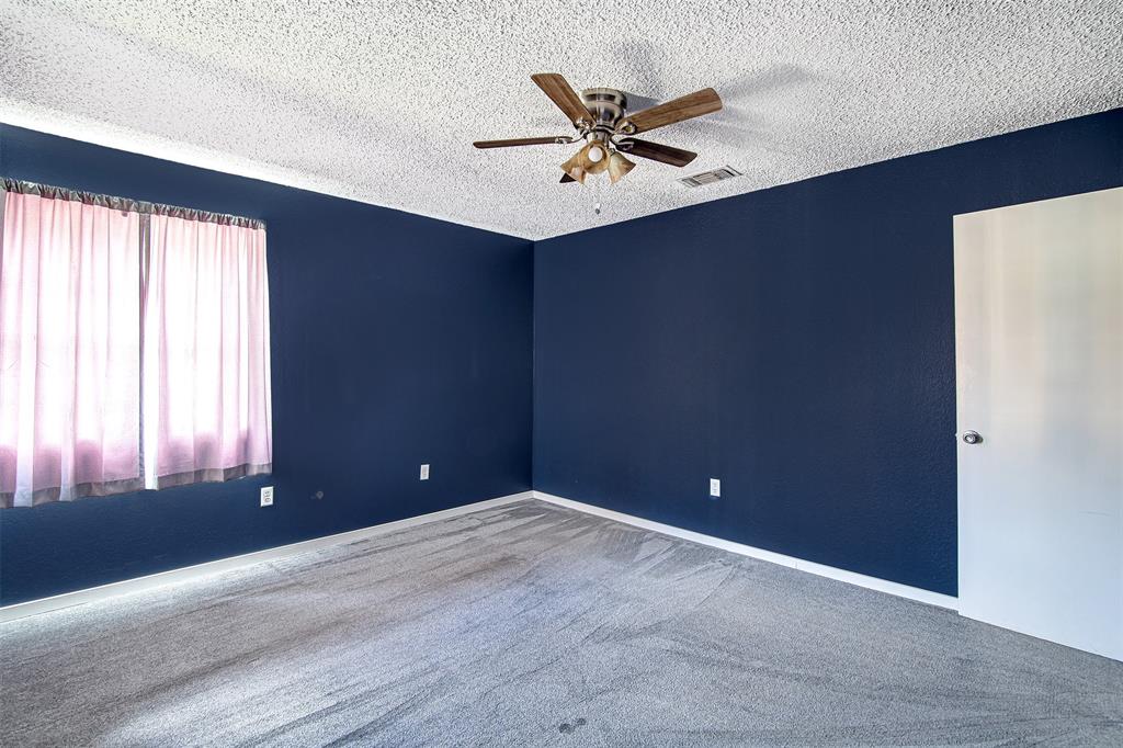 601 St Charles Drive Property Photo 13