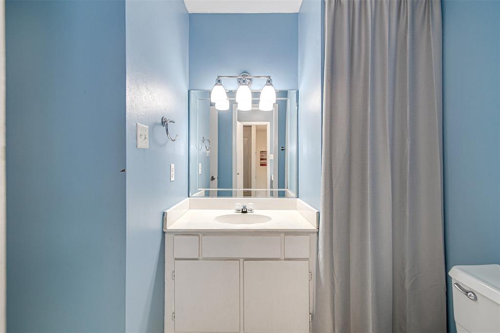 601 St Charles Drive Property Photo 18