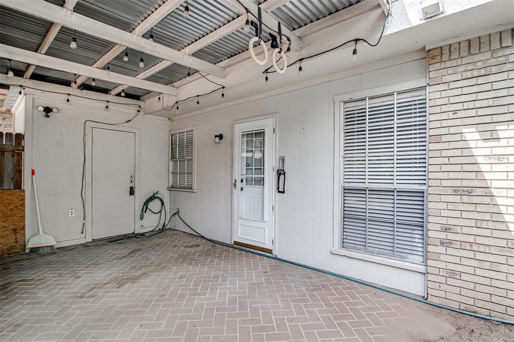 601 St Charles Drive Property Photo 20