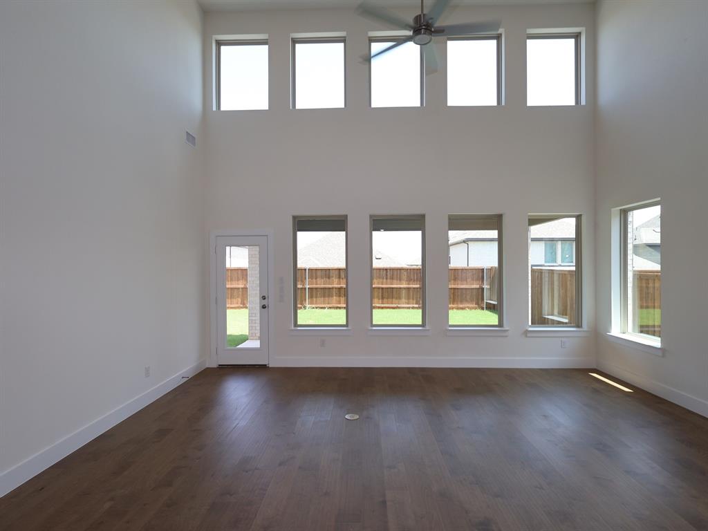 3612 Water Lily Way Property Photo 2