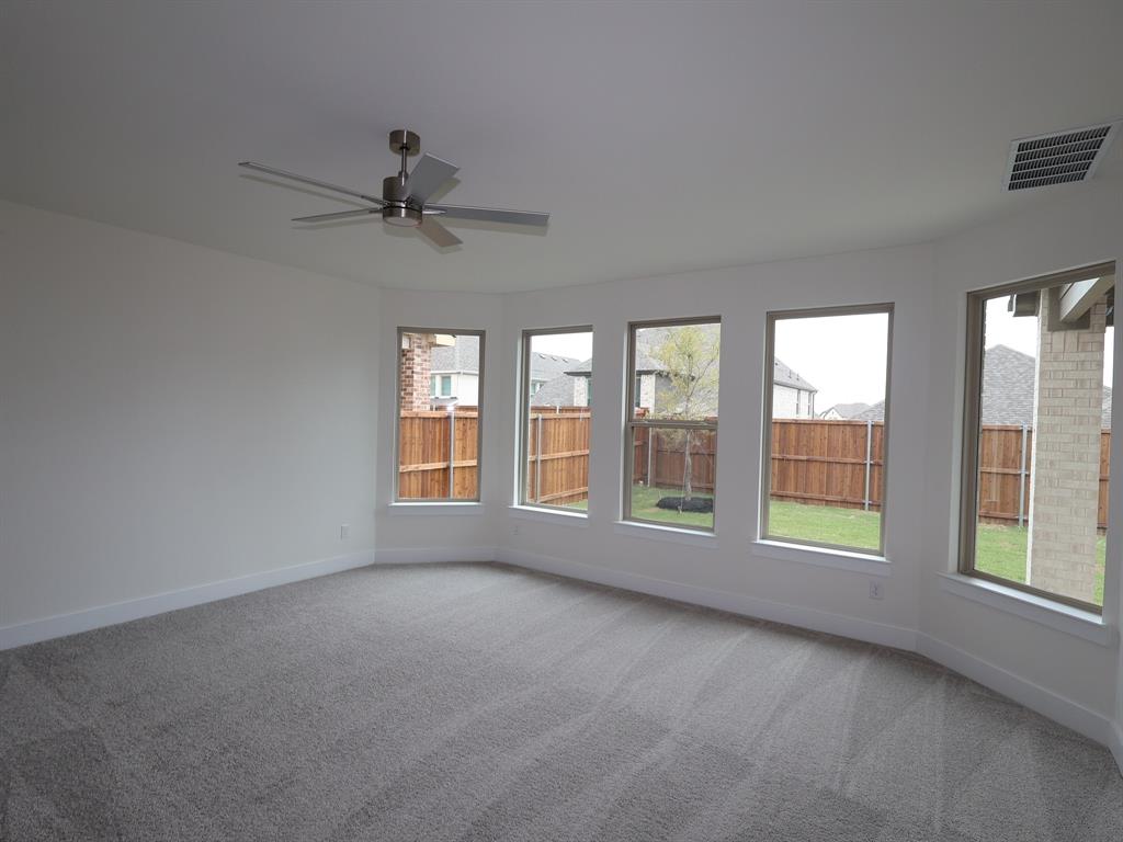 3612 Water Lily Way Property Photo 9