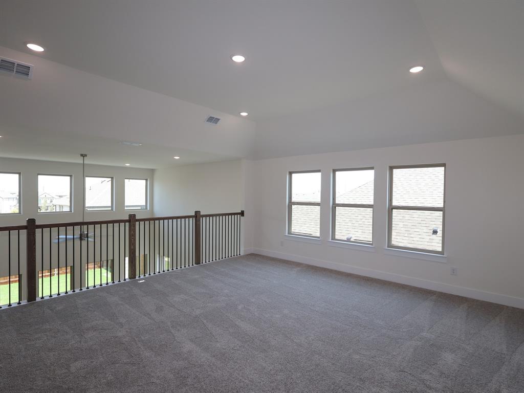 3612 Water Lily Way Property Photo 11