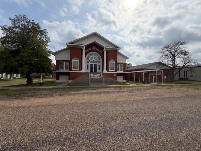 204 Senter Avenue Property Photo 3