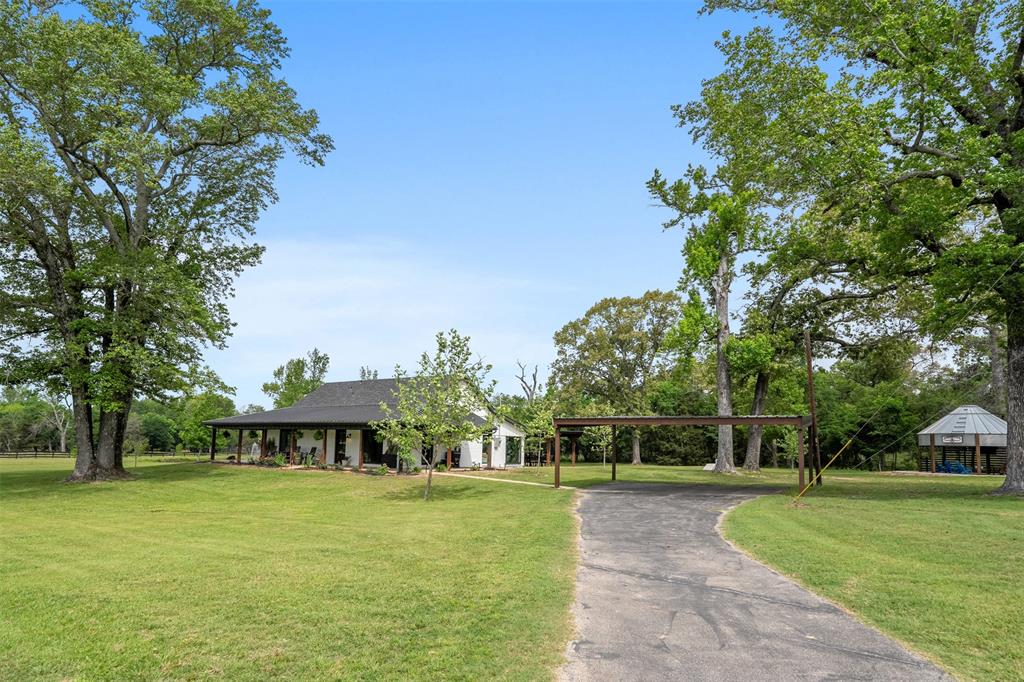 350 Fm 1256 Property Photo 3