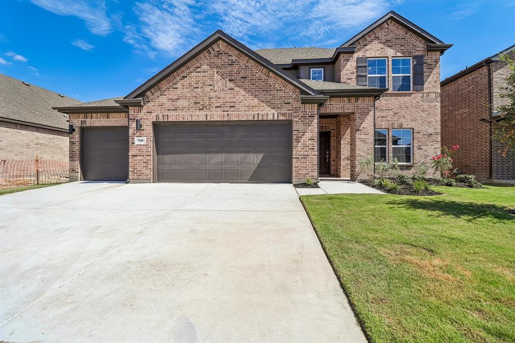 709 Vineyard Way Property Photo 1