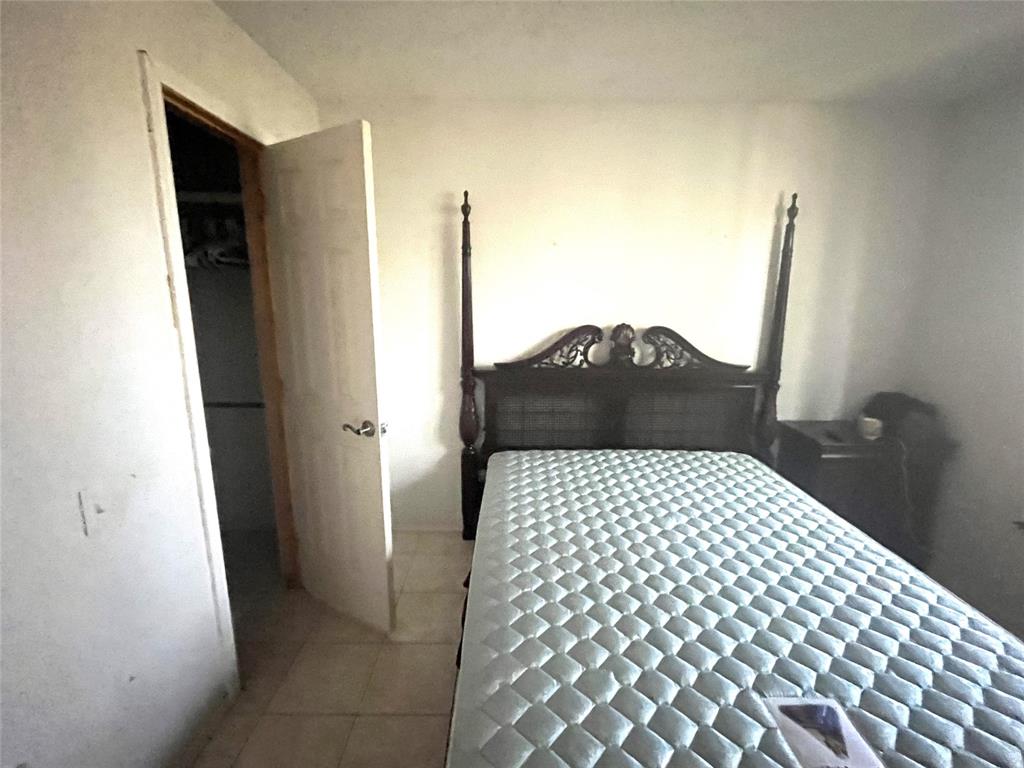 5786 W Road R Property Photo 5