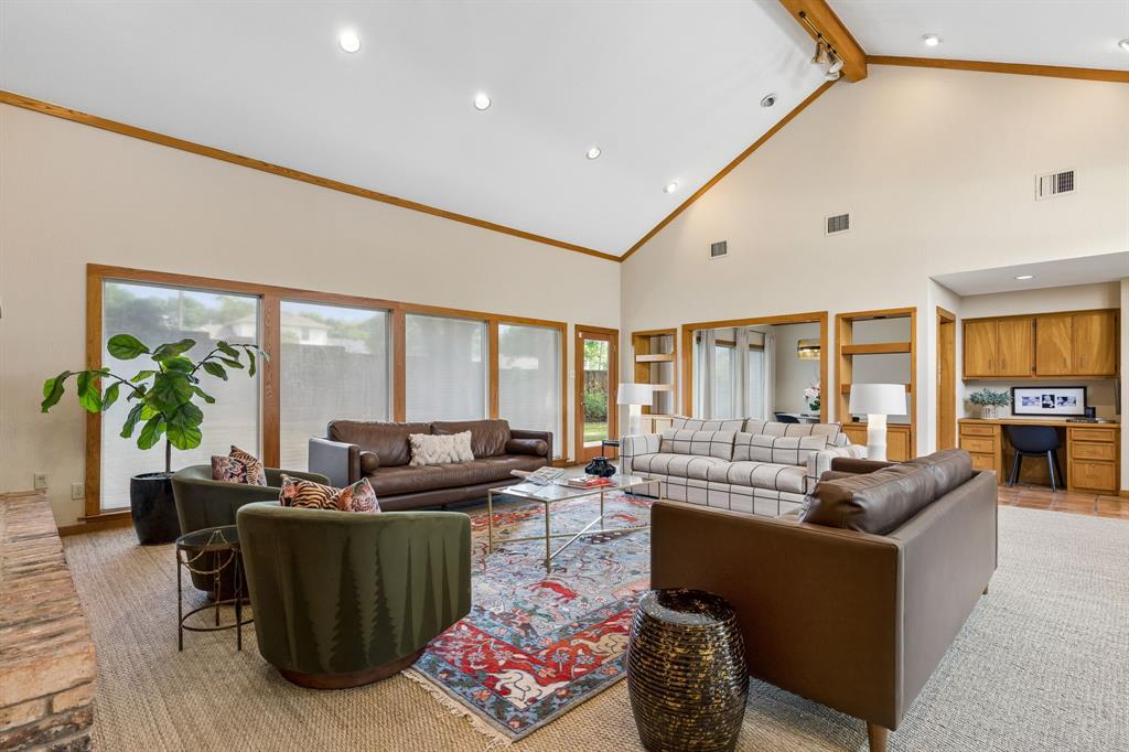 9530 Moss Haven Drive Property Photo 15