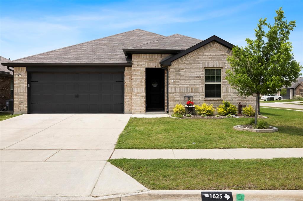 1625 Kirby Lane Property Photo 1