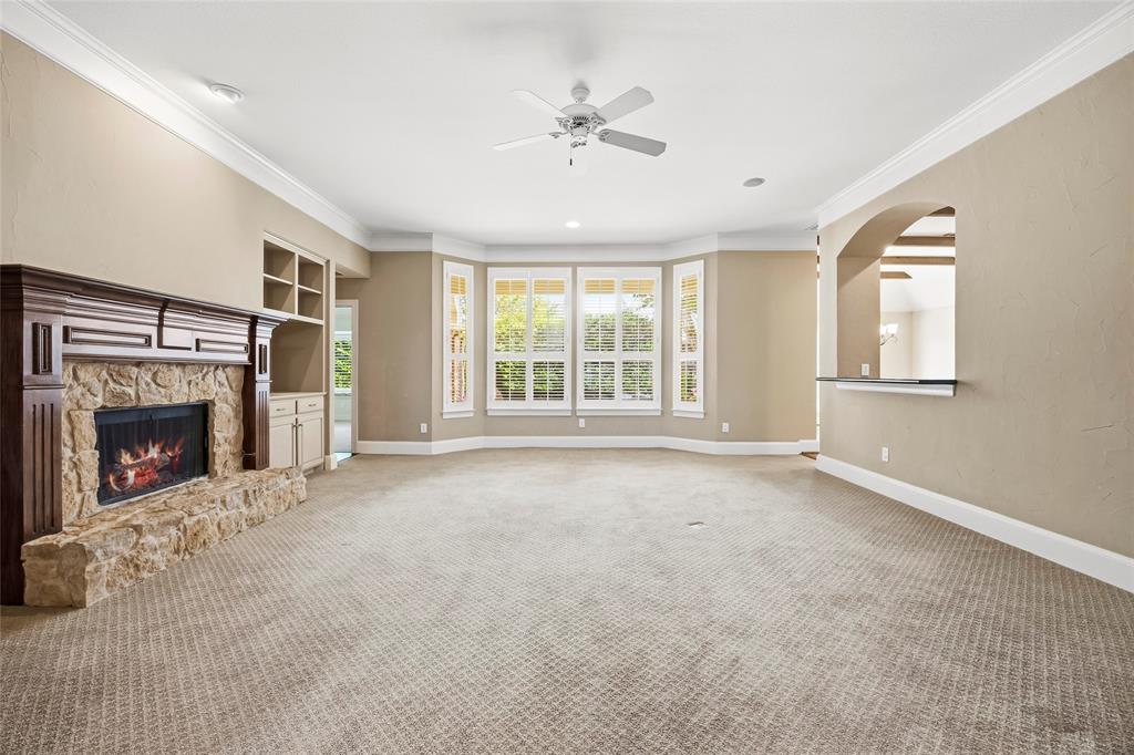 15 Center Court Property Photo 17
