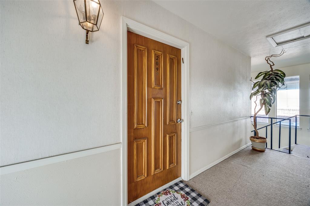 10532 Stone Canyon Road 209 Property Photo 5