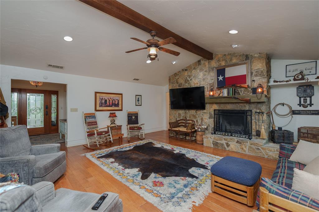 920 Brush Creek Road Property Photo 5
