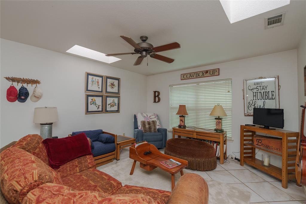 920 Brush Creek Road Property Photo 10