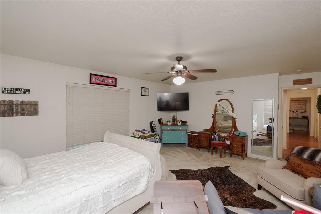 920 Brush Creek Road Property Photo 20