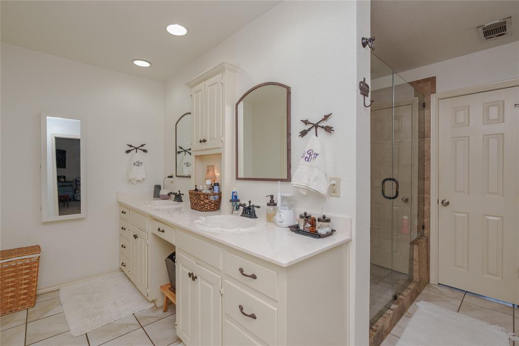 920 Brush Creek Road Property Photo 22