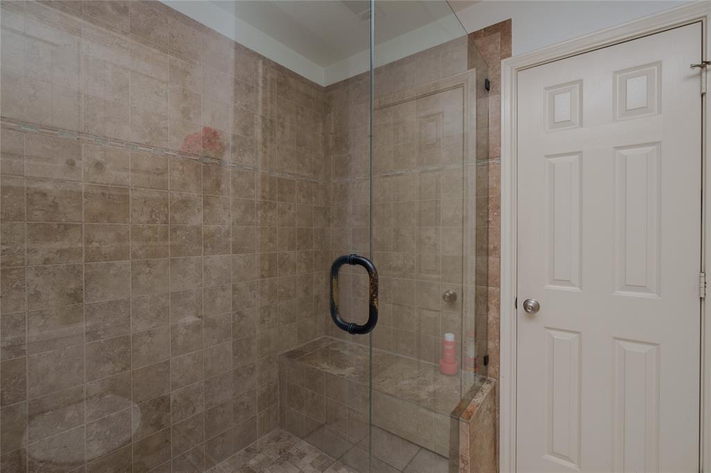 920 Brush Creek Road Property Photo 23