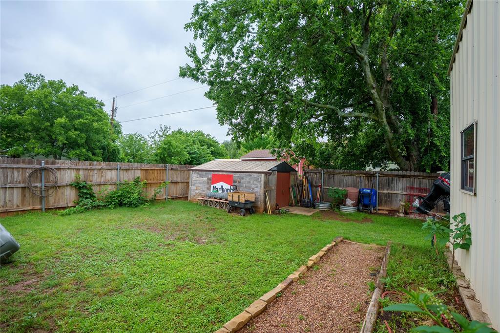 920 Brush Creek Road Property Photo 26