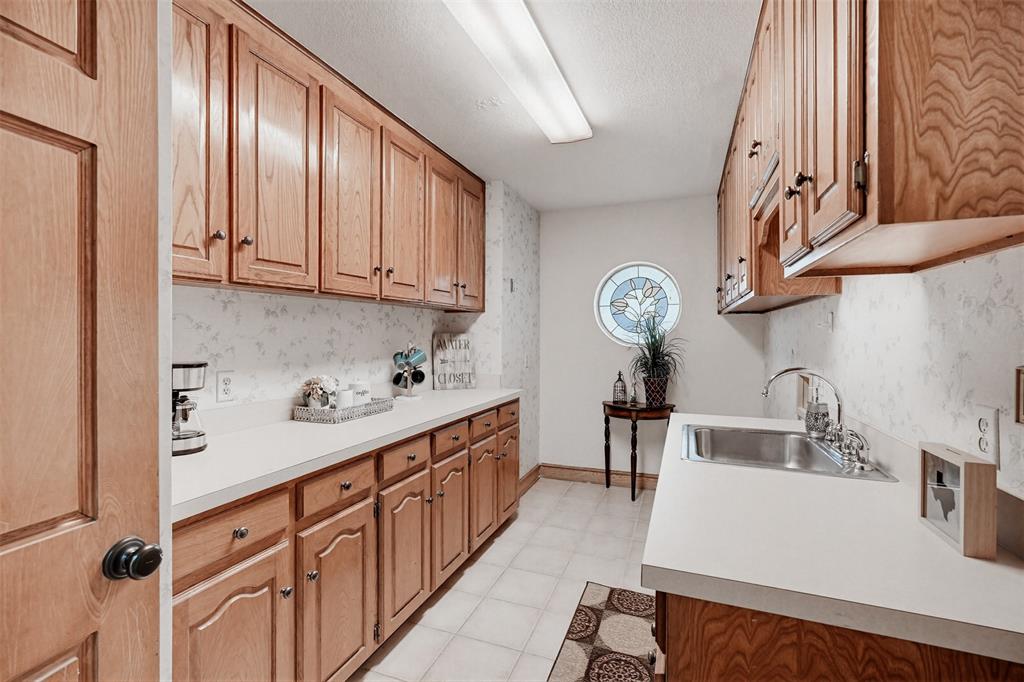 137 Lakeview Drive Property Photo 27