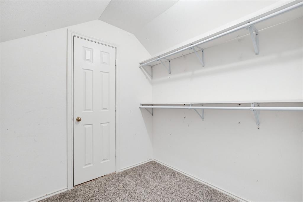 137 Lakeview Drive Property Photo 33