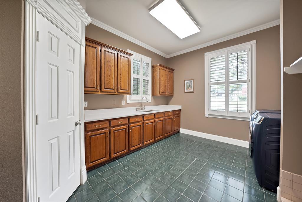 3109 Shadow Drive Property Photo 13
