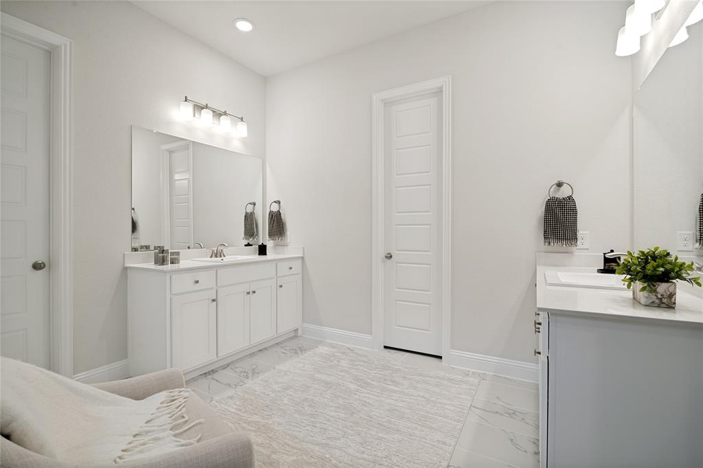 7208 Manhattan Drive Property Photo 13