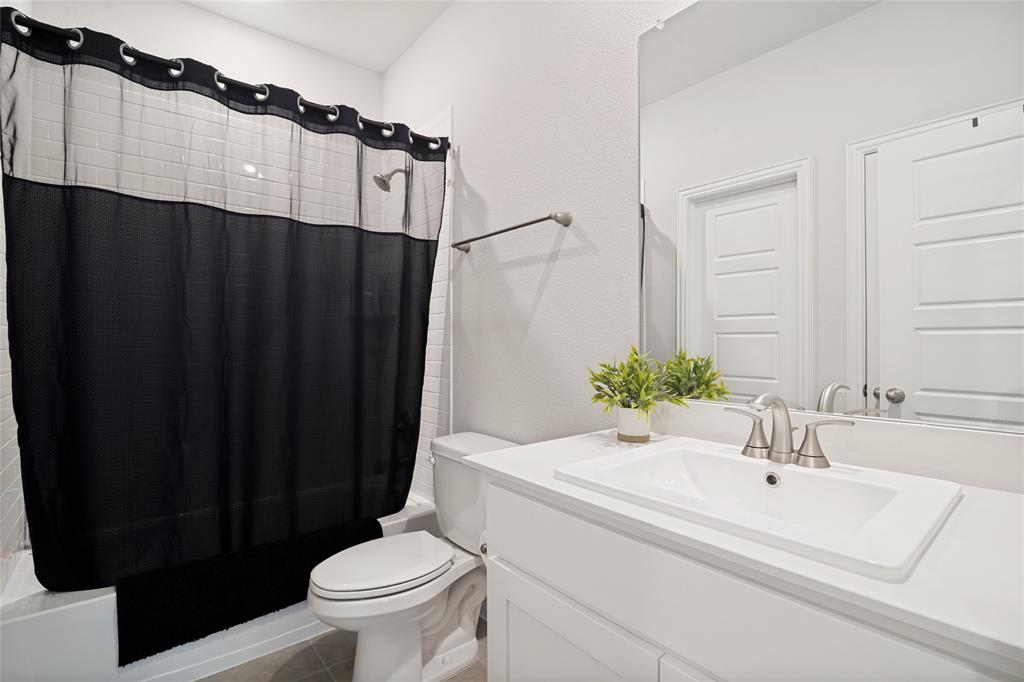7208 Manhattan Drive Property Photo 19