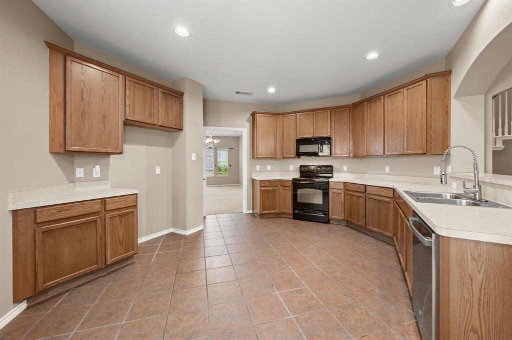 3309 Landhope Circle Property Photo 9