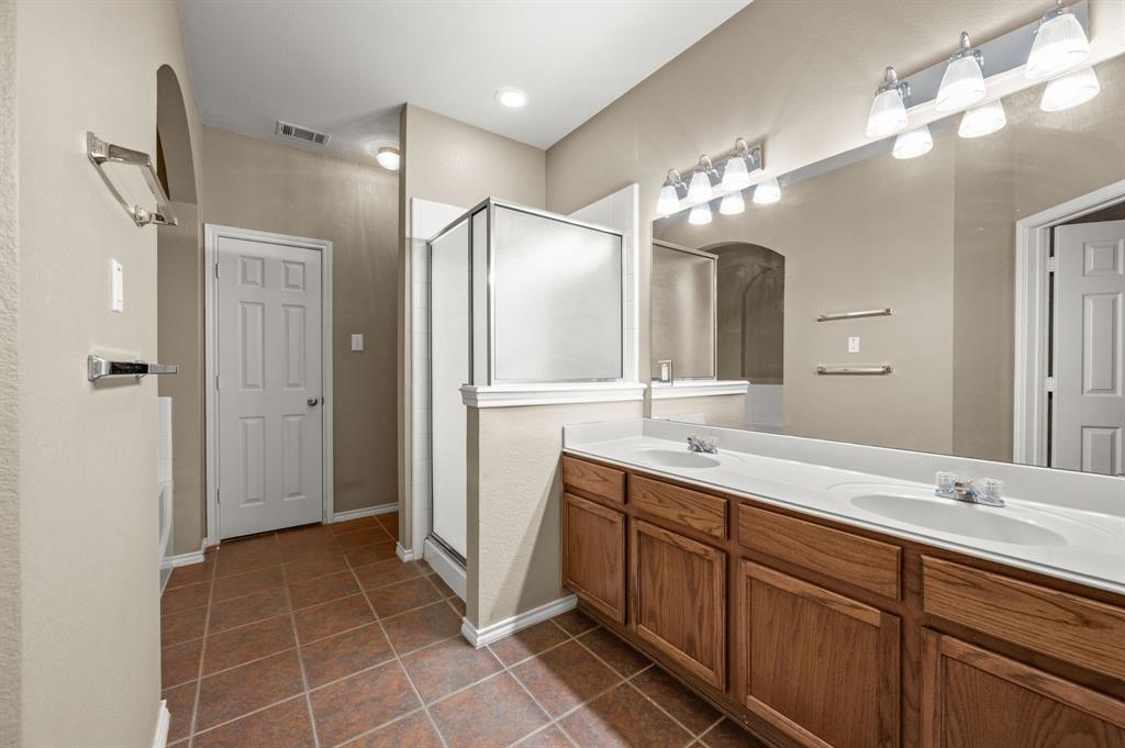 3309 Landhope Circle Property Photo 17