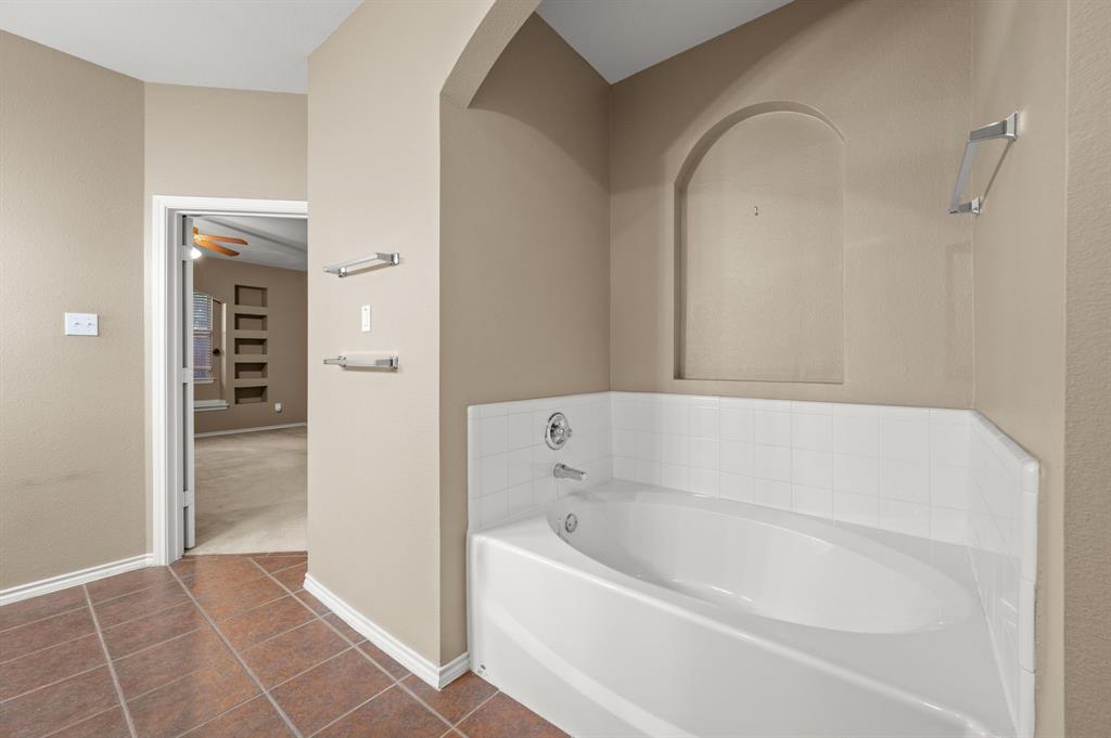 3309 Landhope Circle Property Photo 18