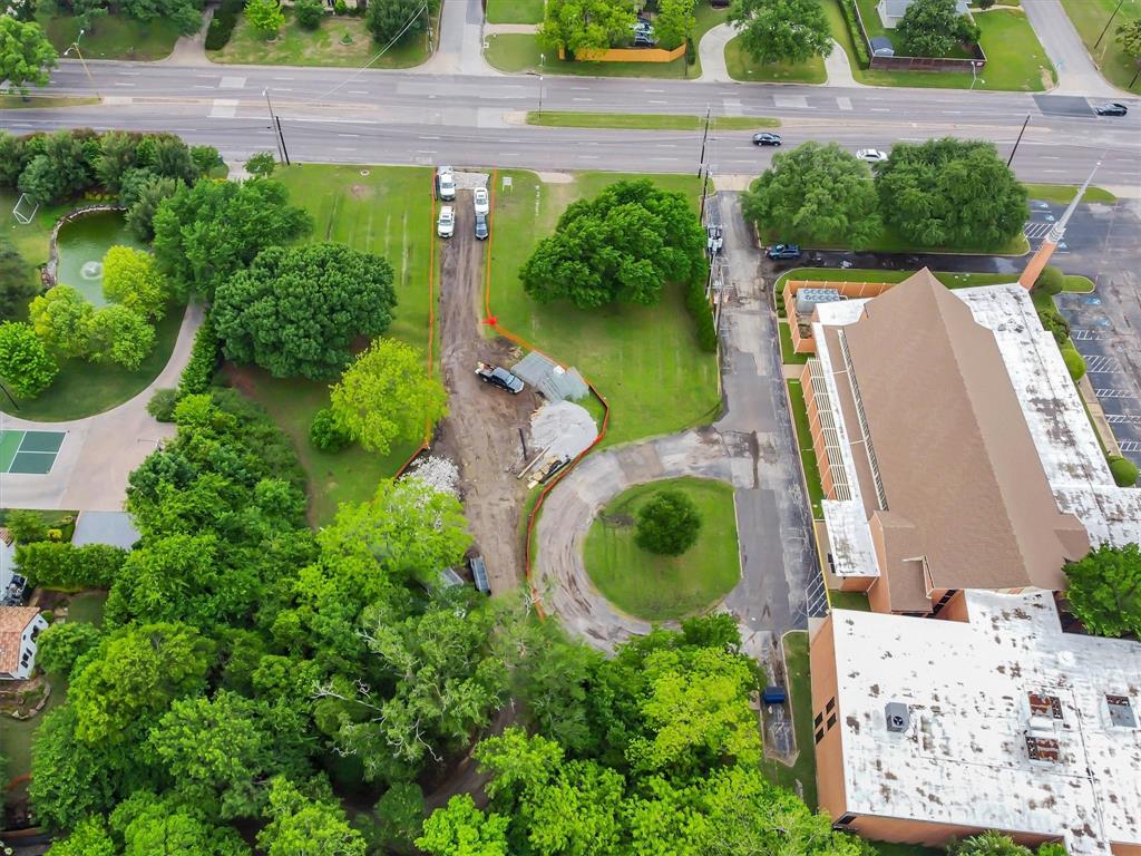 10448 Marsh Lane Property Photo 2