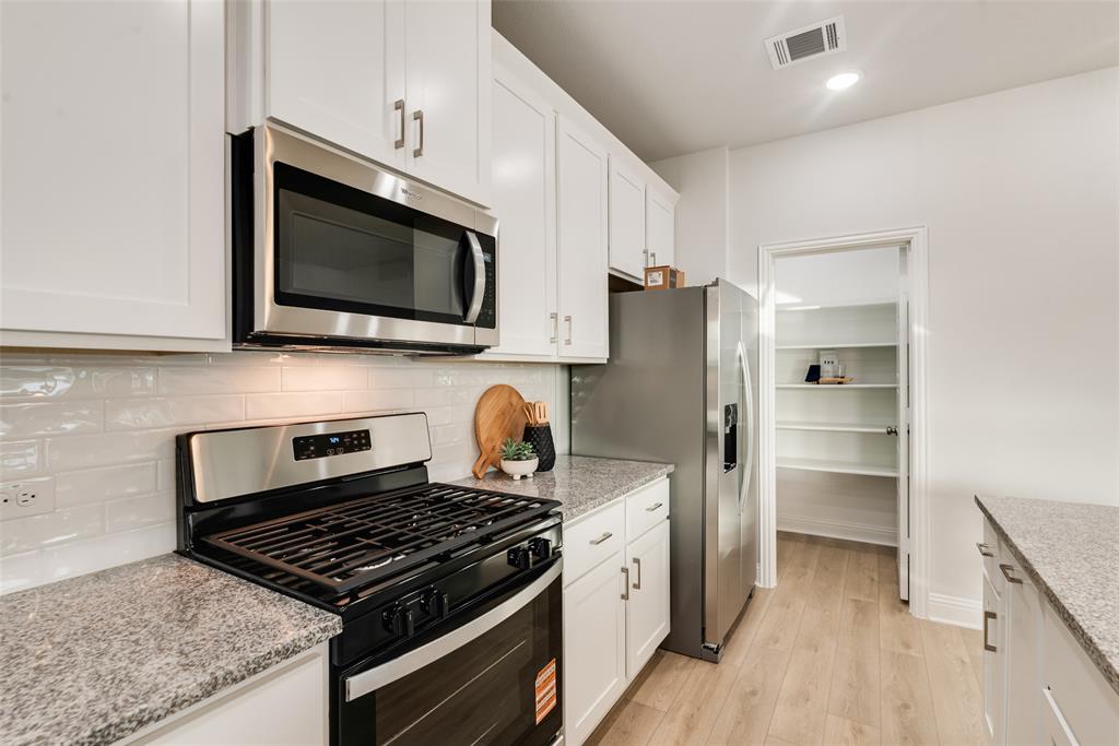 2511 Sturgis Street Property Photo 8