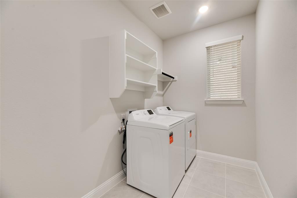 2511 Sturgis Street Property Photo 28