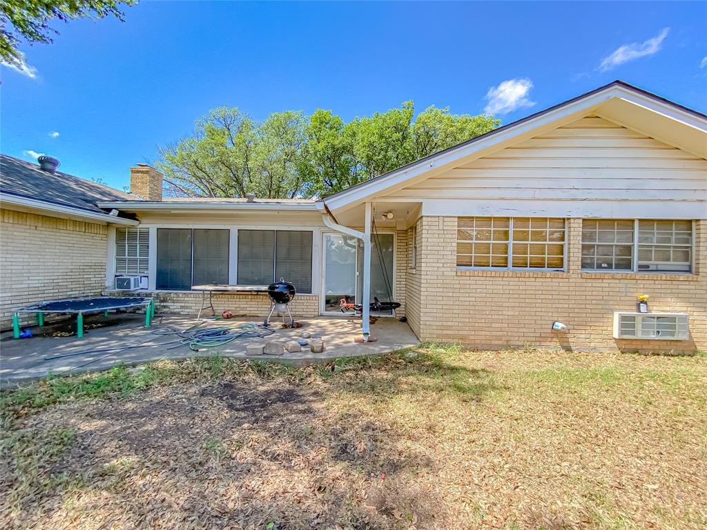 4301 Caprock Road Property Photo 25