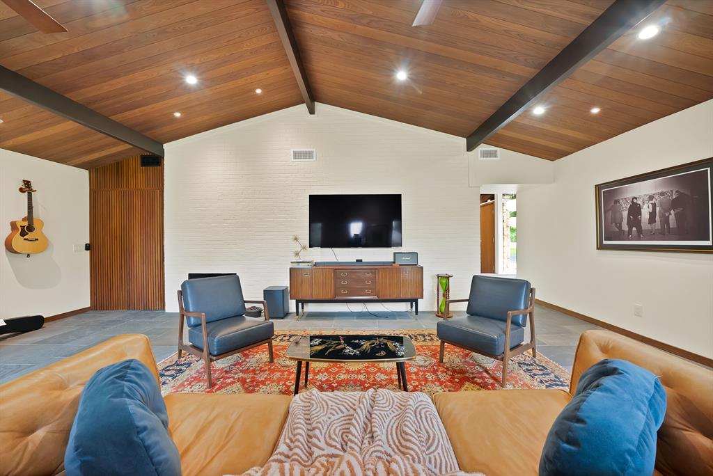 4071 Fm 1568 Property Photo 5
