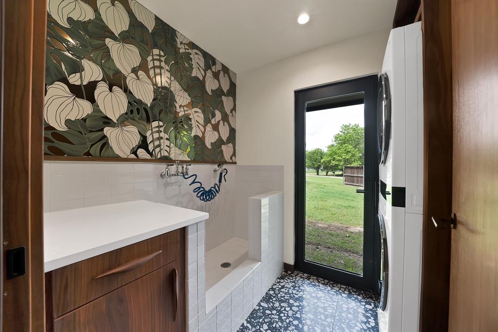 4071 Fm 1568 Property Photo 23