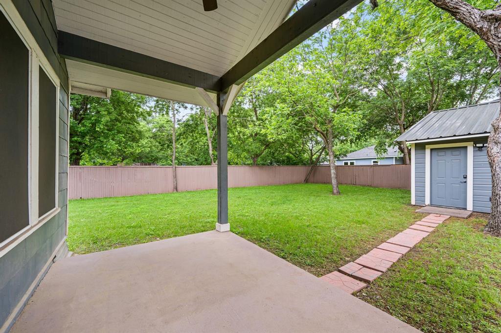 800 N Clements Street Property Photo 22
