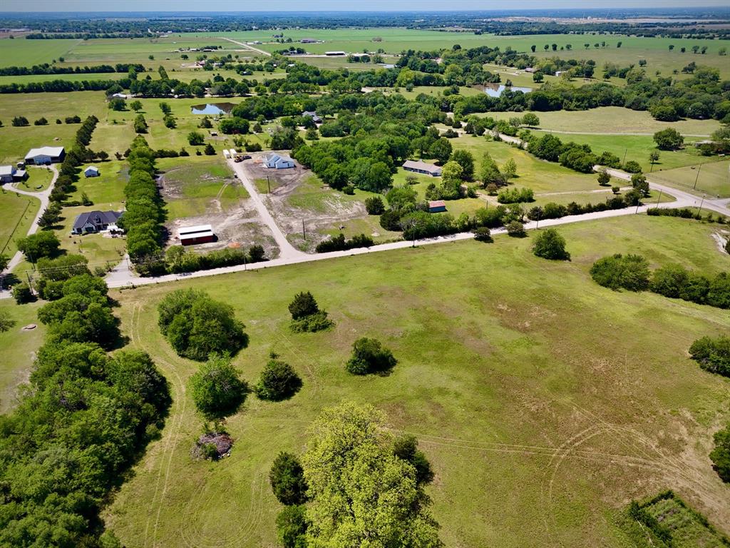 3392 Fm 896 Property Photo 2