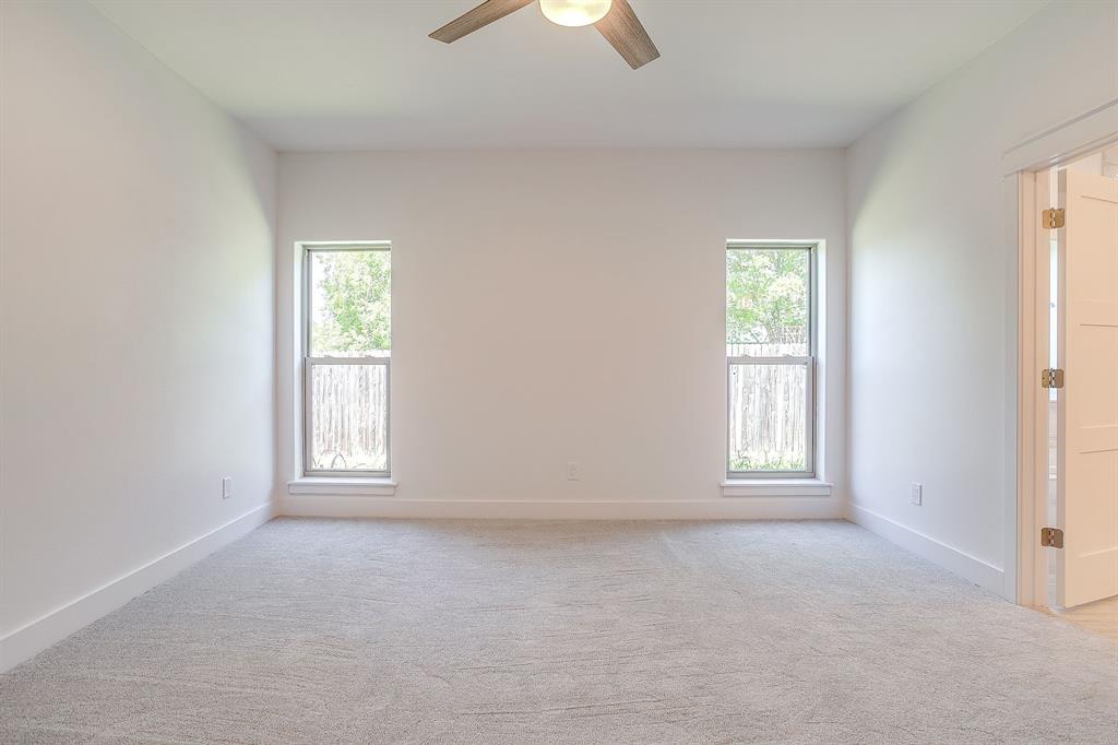 2601 Easy Street Property Photo 22