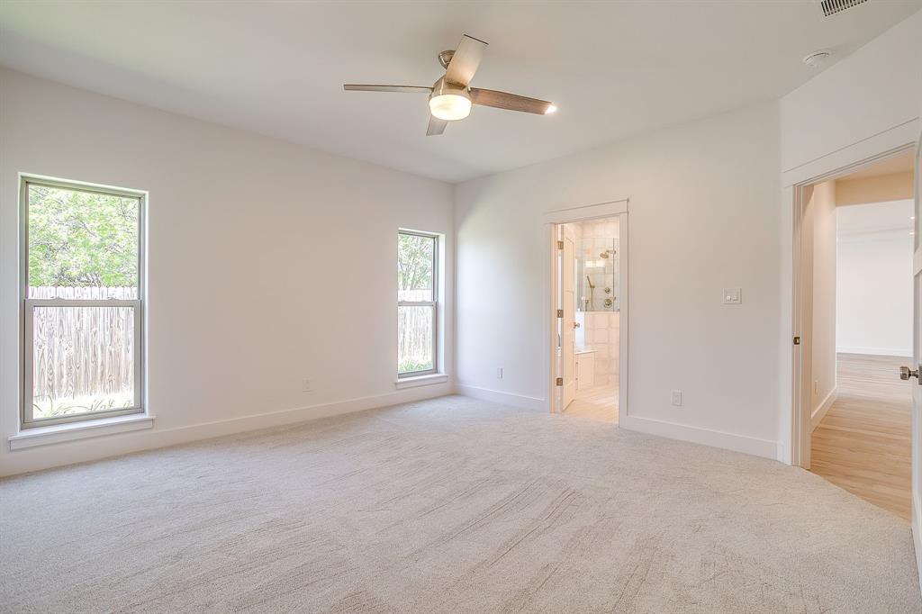 2601 Easy Street Property Photo 23
