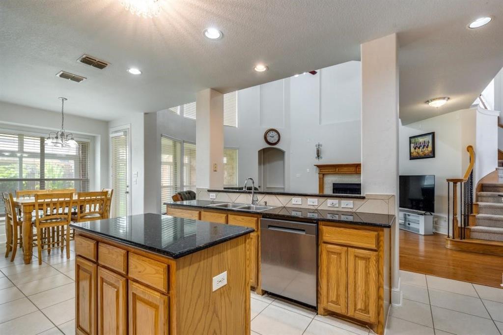 10327 Offshore Drive Property Photo 10