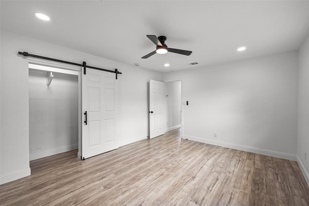5225 Urbanview Street Property Photo 17