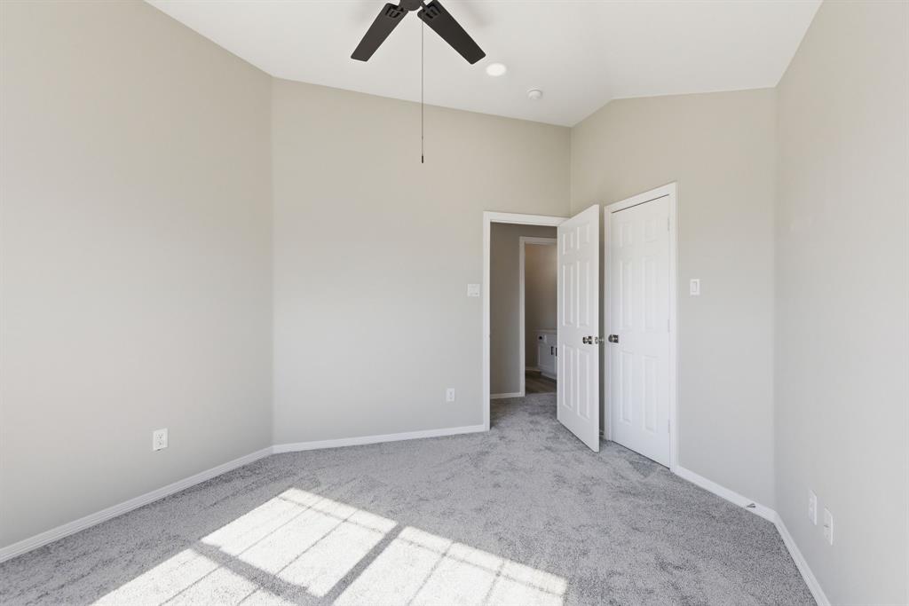 7000 Winthorp Drive Property Photo 27