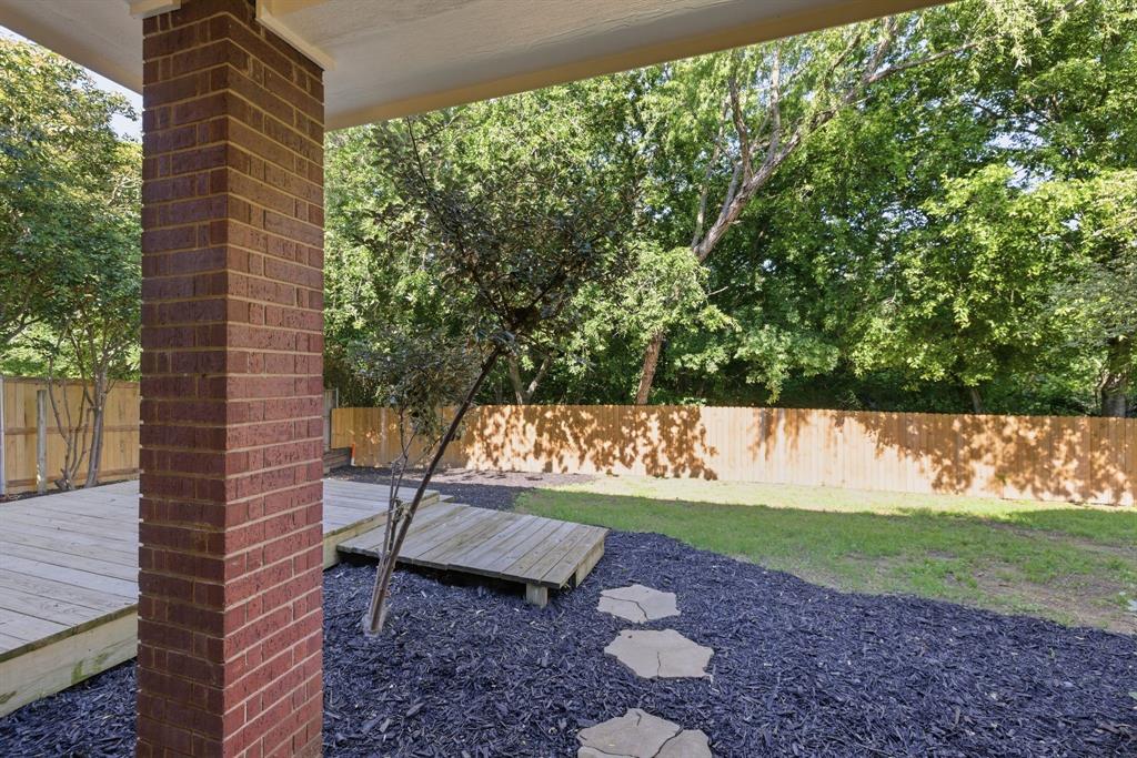 7000 Winthorp Drive Property Photo 36