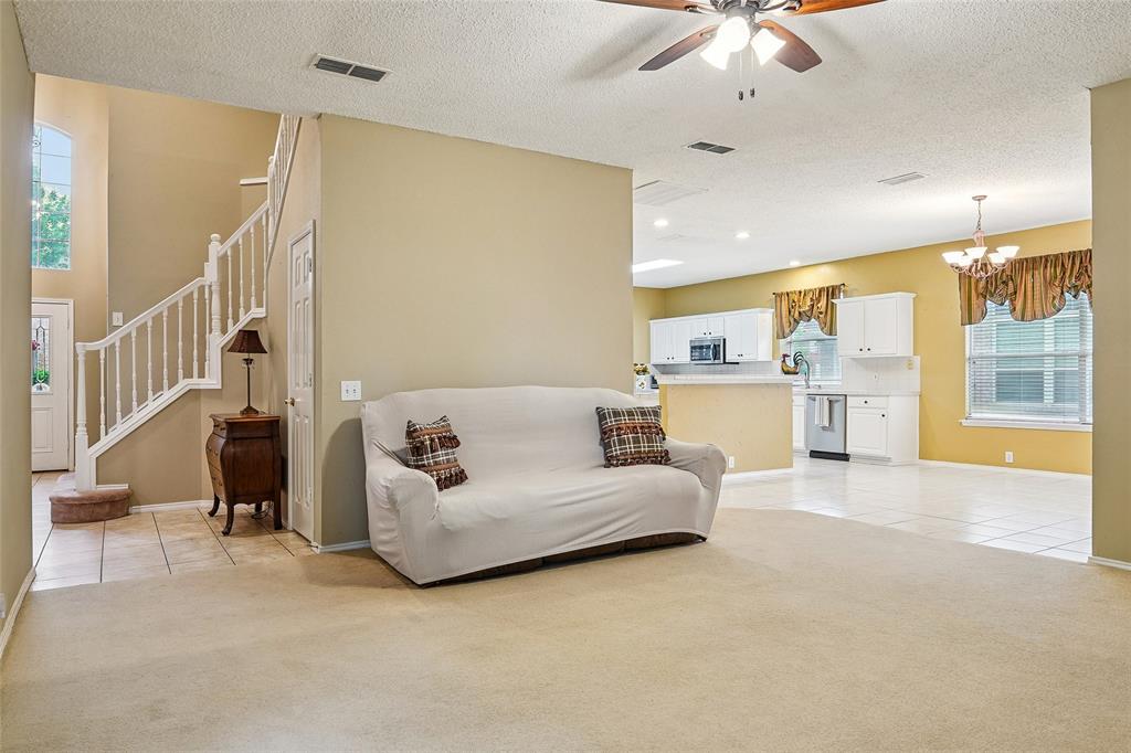 412 Vasey Oak Drive Property Photo 11