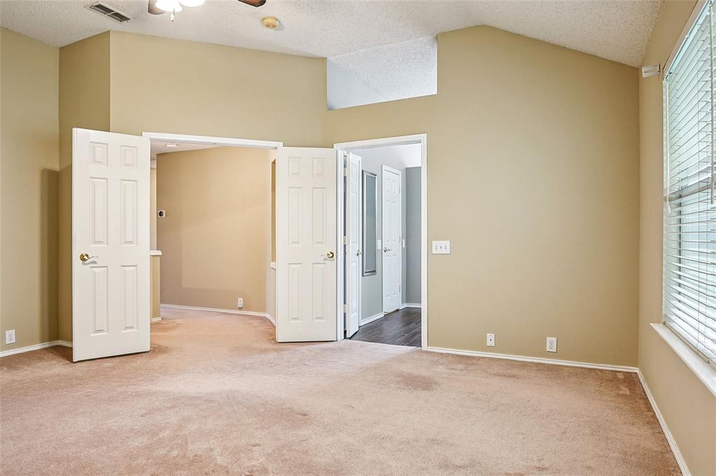 412 Vasey Oak Drive Property Photo 21