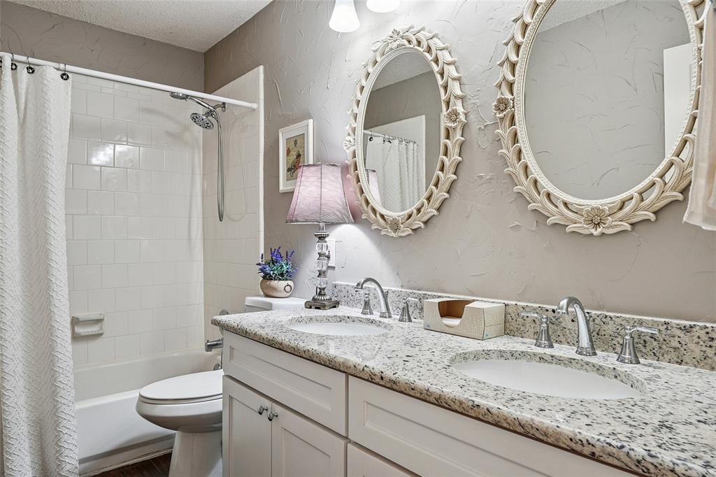 412 Vasey Oak Drive Property Photo 24