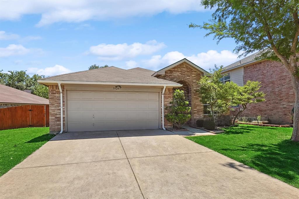 5424 Elk Ridge Drive Property Photo 1
