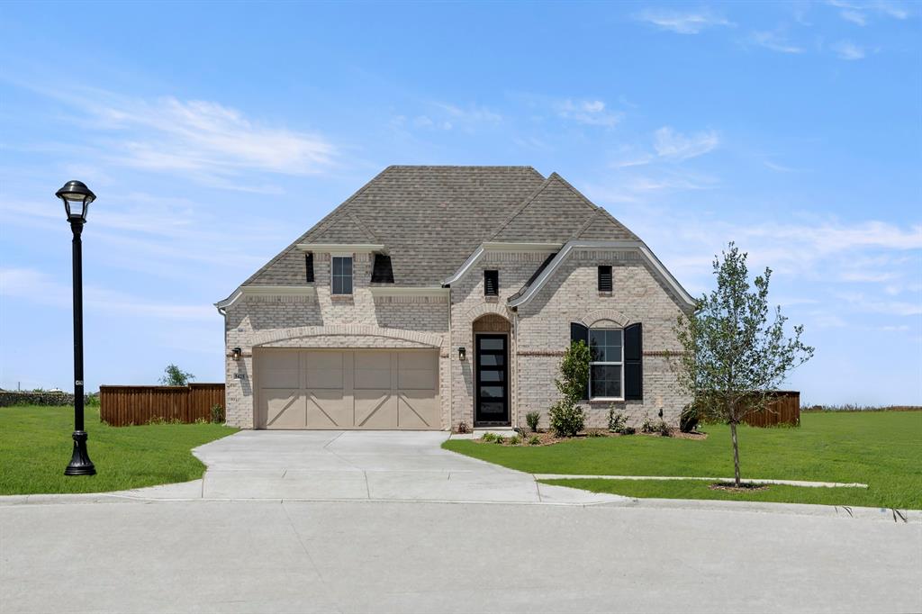5425 Varian Drive Property Photo 1