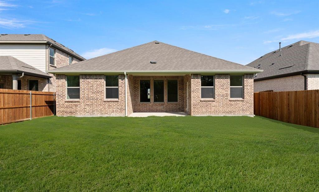 2413 Daisy Lane Property Photo 19