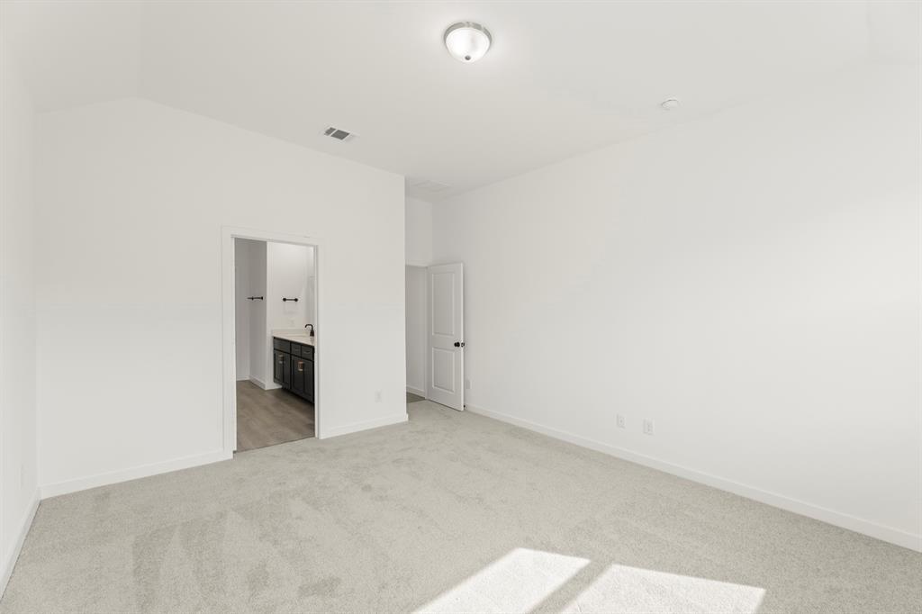 2413 Daisy Lane Property Photo 32