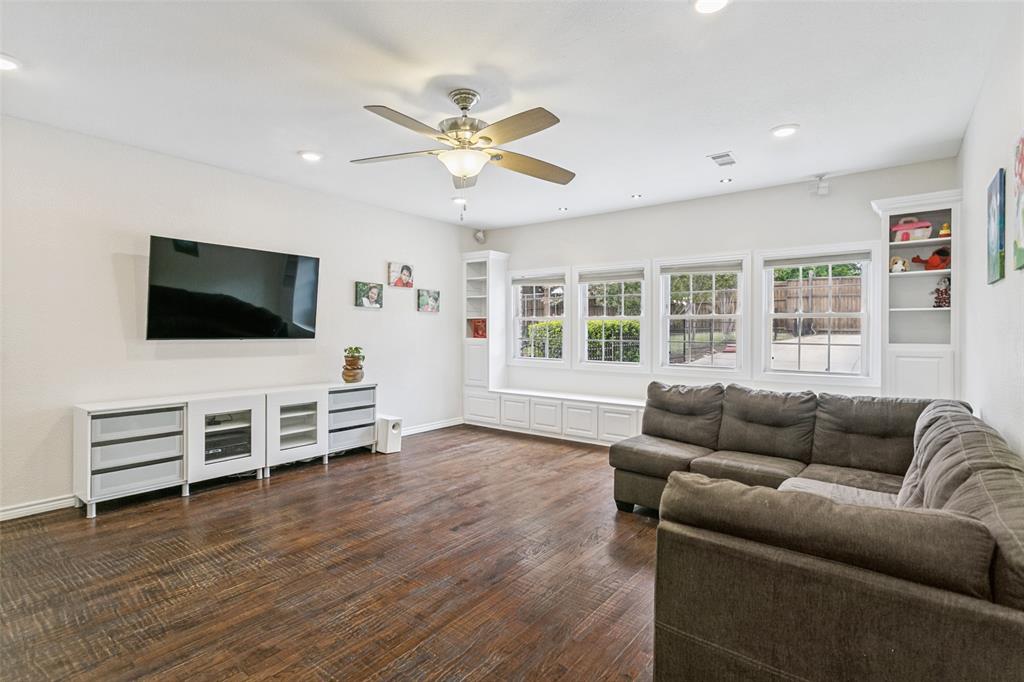 1709 Woodsboro Court Property Photo 12